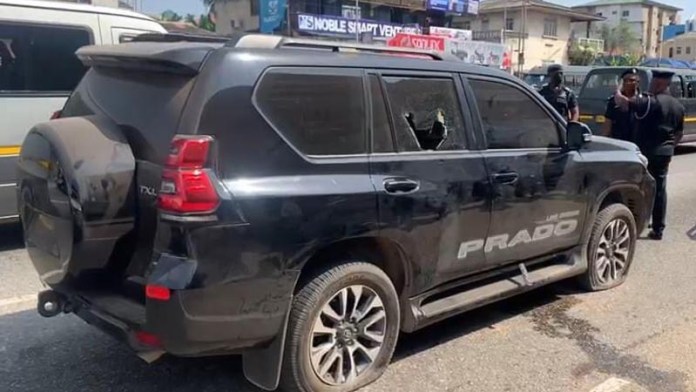 Caprice shooting armed robbers